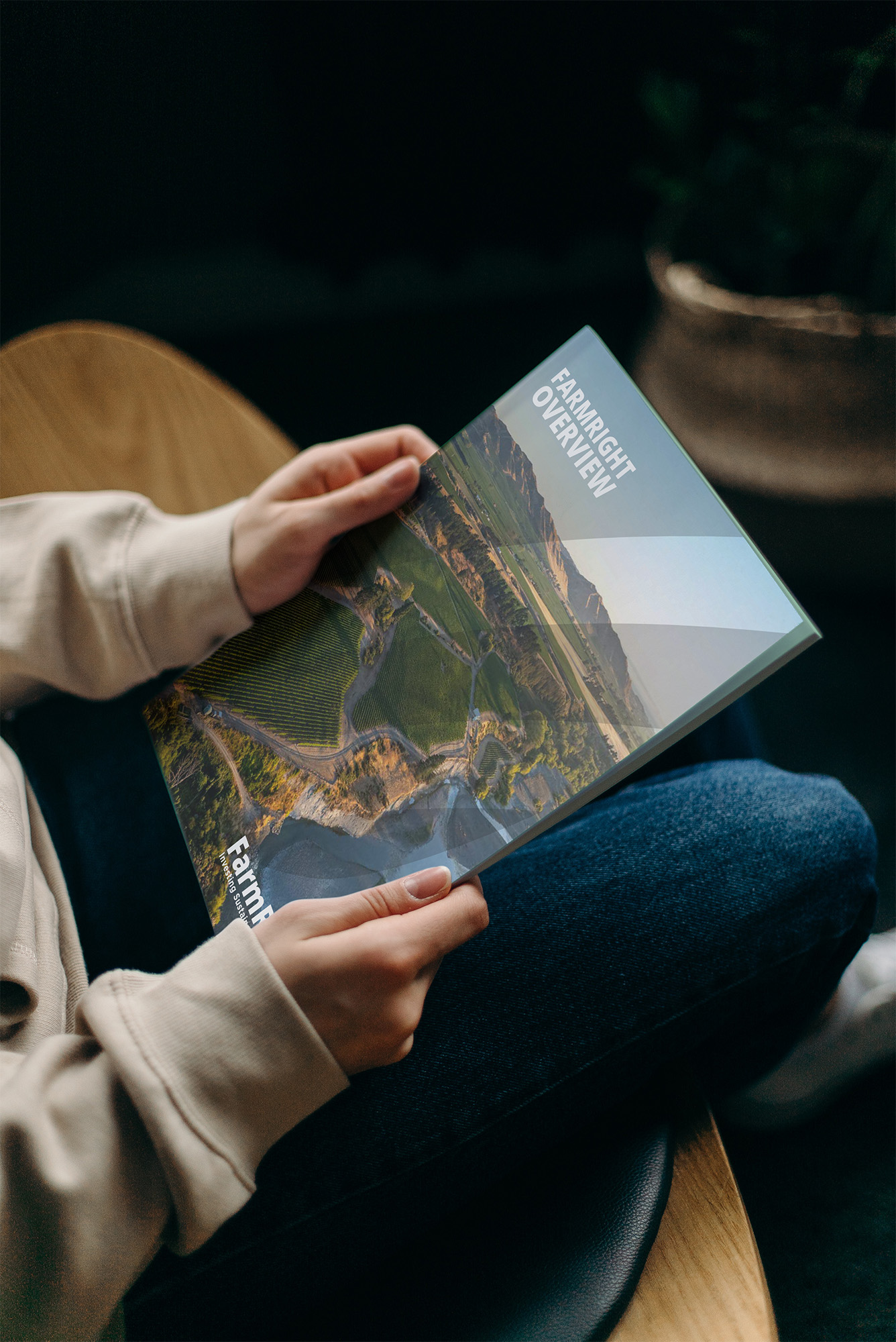 FarmRight Hand Held Magazine Mockup