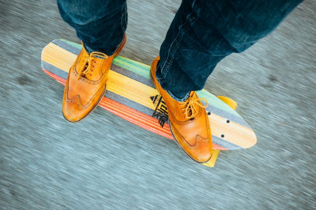 feet hipster longboard skateboard 1030x687 1